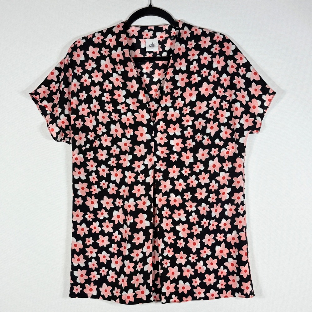 Cabi Top Women Small Bold Mod Floral Short Sleeve V Neck Blouse Black Pink White